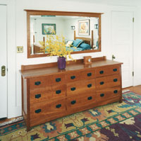Craftsman dresser